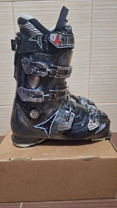 Clapari schi atomic hawx 100 nr.43-44-schiuri