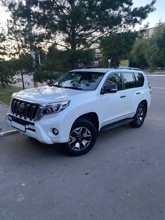 Toyota Land Cruiser Prado 2014 г.