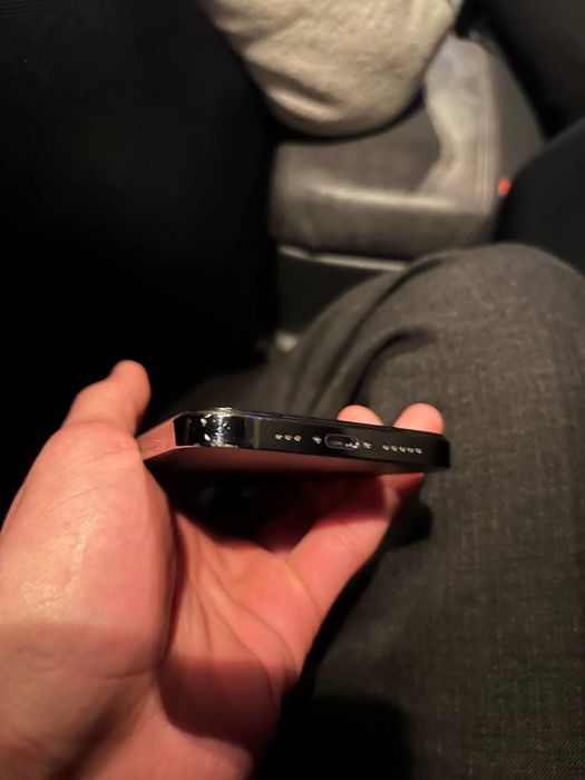 Ayfon 12 pro srochna sotiladi