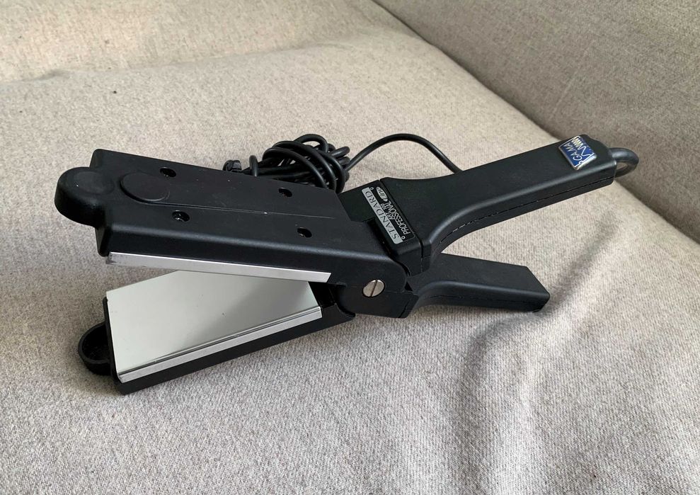 Placă de întins părul GA.MA Standard Professional 160W Made in Italy