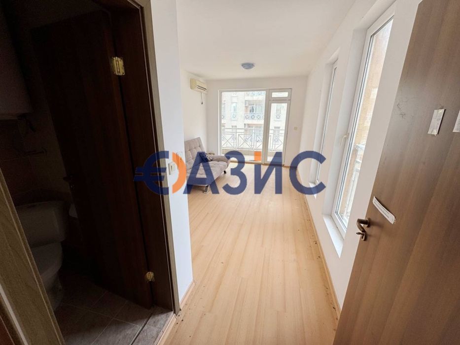 Студио в Комплекс"Сaнни Дей 6" - Слънчев Бряг,България площ: 32 кв.м