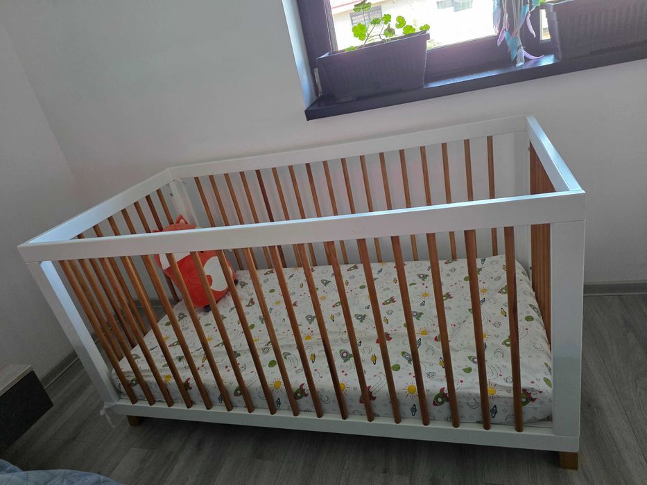 Patut lemn masiv dimensiuni 147 x 74 cm