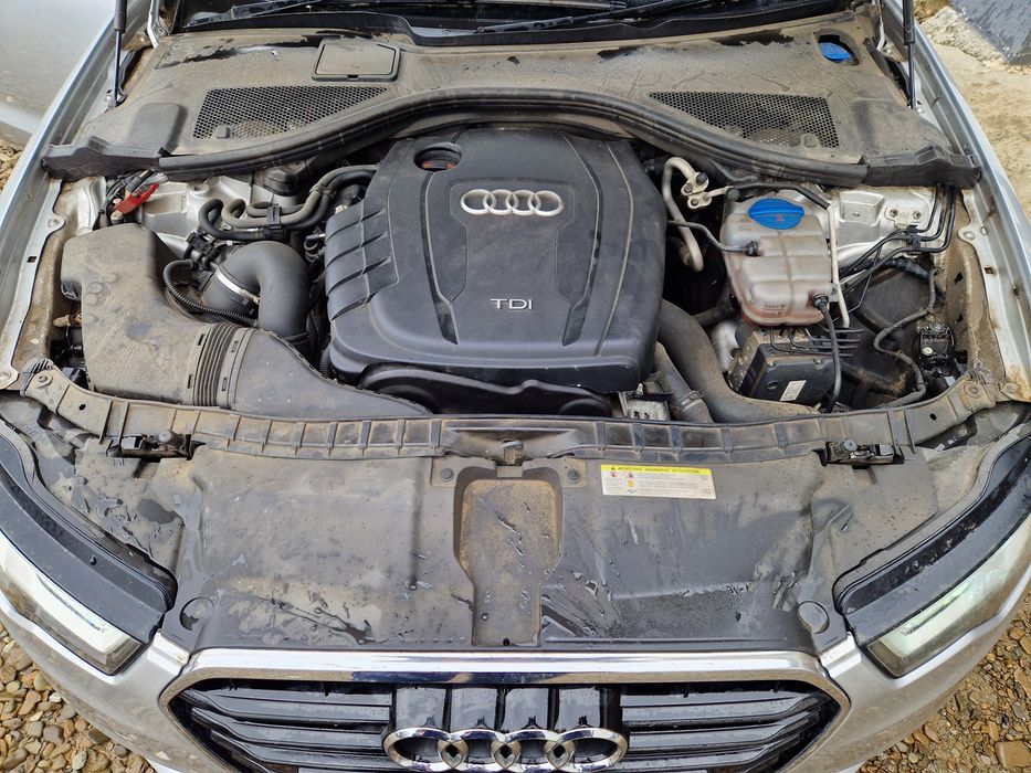 Portiera usa portbagaj triple bara spate trager faruri aripa fuzeta interior scaune volan navigatie oglinda praguri audi a6 c7