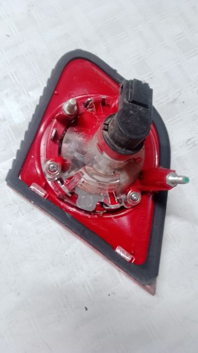 stop stanga hayon  volkswagen passat b6 berlina - motorina 2010