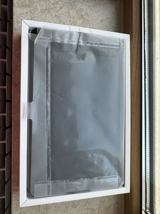 Графический планшет Warcom Intuos Pro Small PTH-460