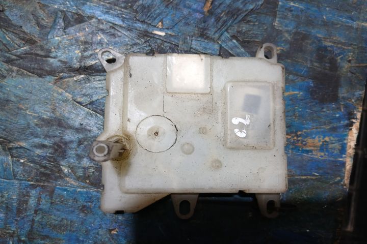 REGULATOR CALDURA 7M3907511G B282042 4M21-19E616-RA 7M3907511G B28204