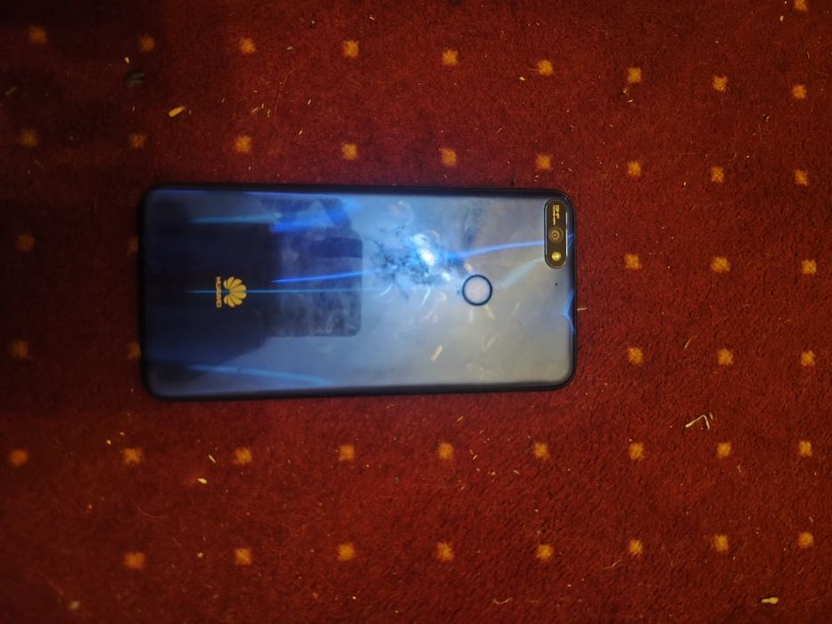 Telefon Huawei (preț negociabil)