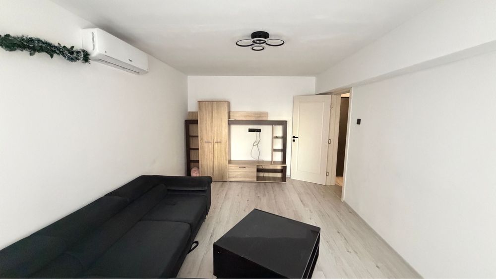 Apartament cu 3 camere de vanzare!