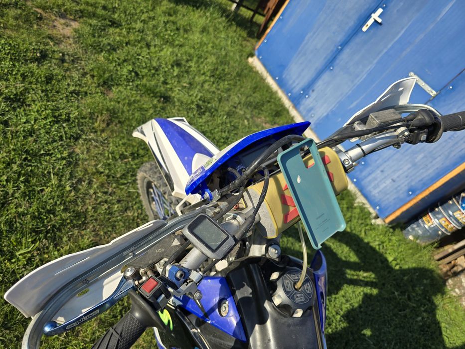 Yamaha WR 450F, din 2008 cu acte pentru inmatriculare si multe optiuni si accesorii incluse in pret