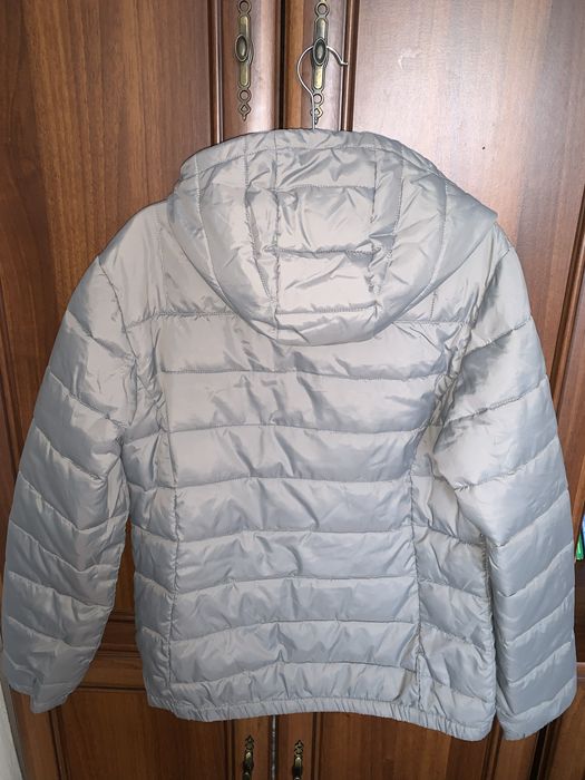 женская ветровка