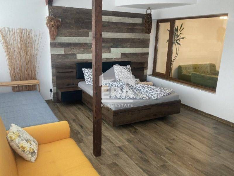 Дава се под наем Етаж от къща в Варна, м-т Евксиноград - 120 кв.м за 1800 € - Снимка #7