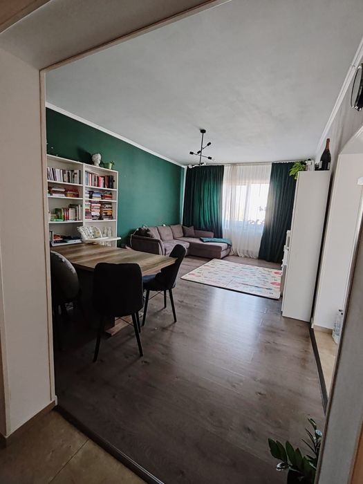 Apartament cu 3 camere — fotografia 3