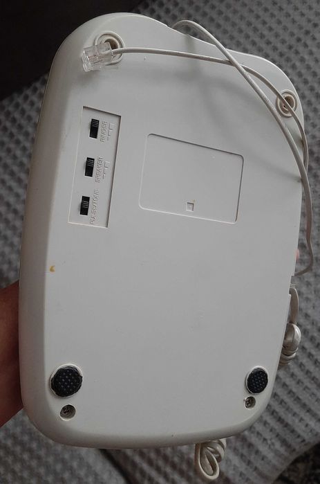 Кнопочные телефоны с трубкой