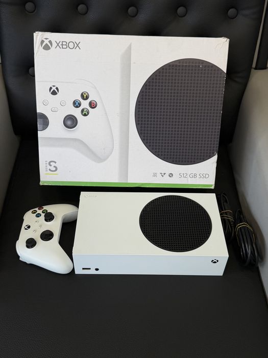 Перфектен Xbox series S /512GB/