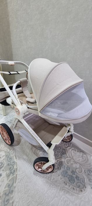 Детская коляска в хорошем состоянии
