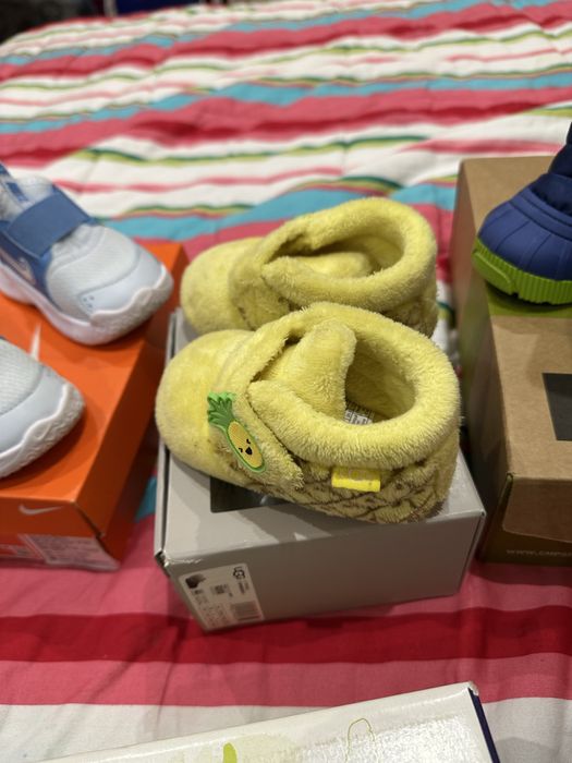 Бебешки ботушки и обувки