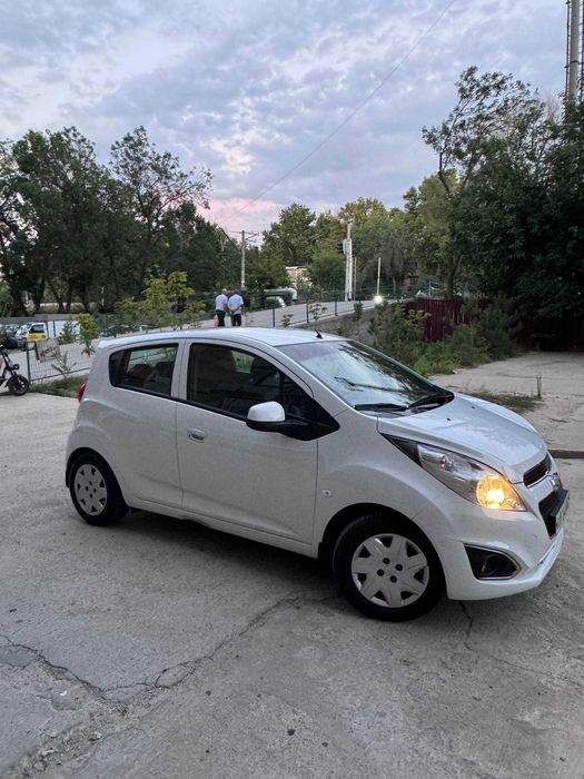 Spark 2-pozitsiya 1 qo'l Holati yaxshi Metan gazda