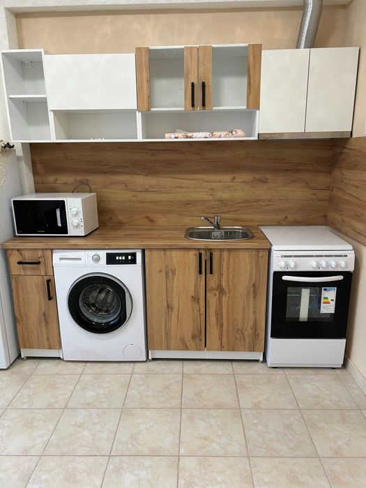 Продава се Мезонет в Плевен, Идеален център - 200 кв.м за 1264 €/кв.м - Снимка #2