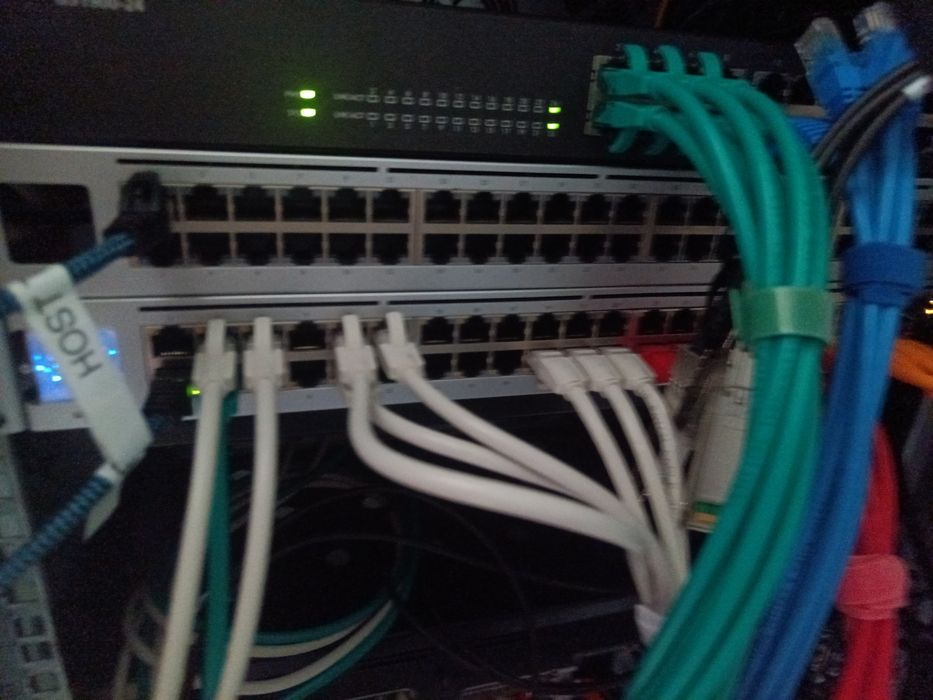 Switch Gigabit Ubiquiti cu Management Standard 48 USW-48