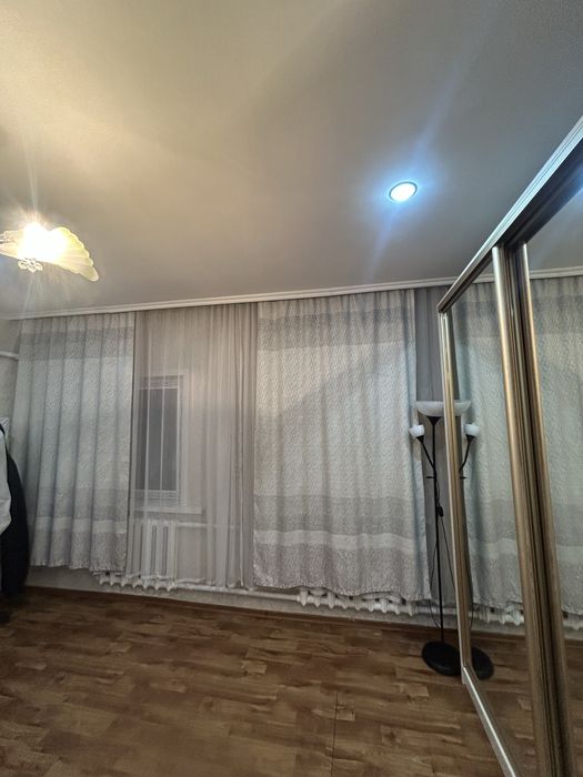 Шторы разные с тюлью  б/у не дорого