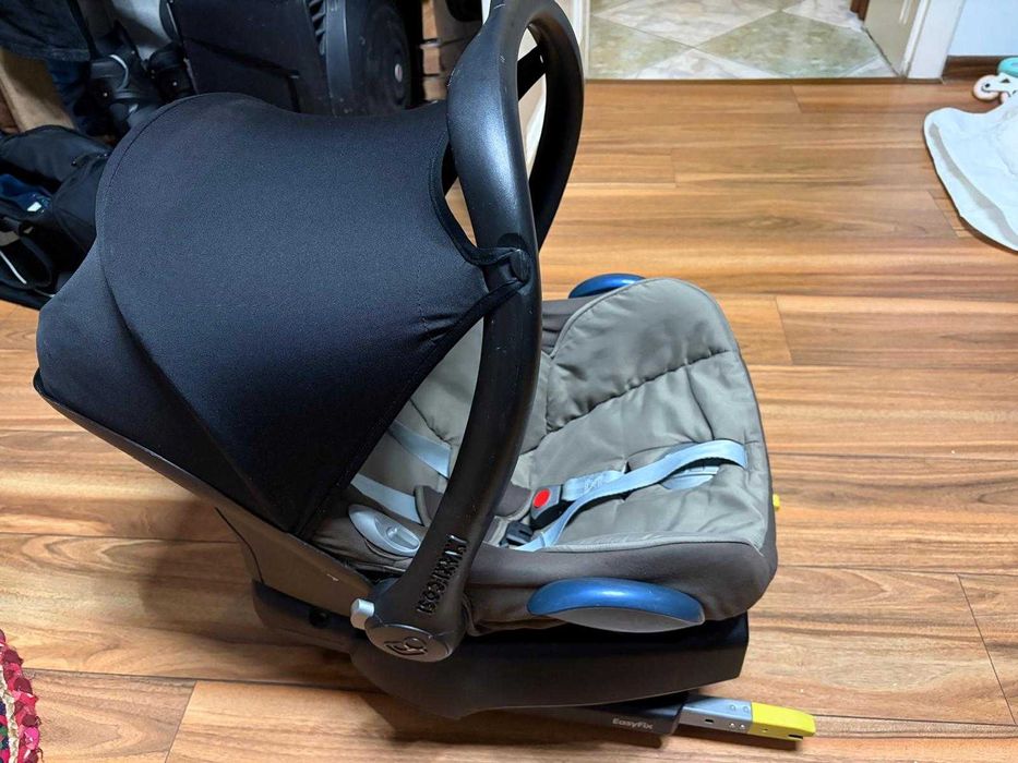 Scaun Maxi Cosi cu ISO Fix