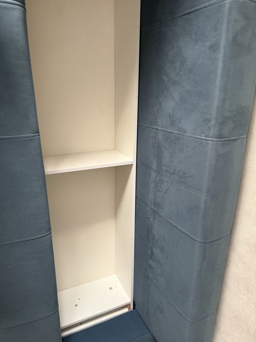 Продам диван, с 4 мя подушками