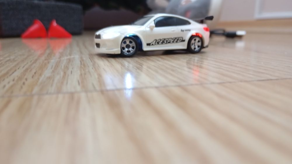 Desktop drift car