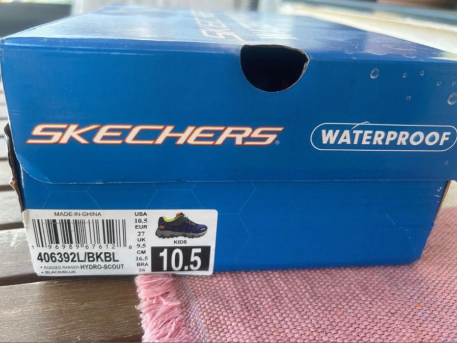 Skechers baieti marimea 27