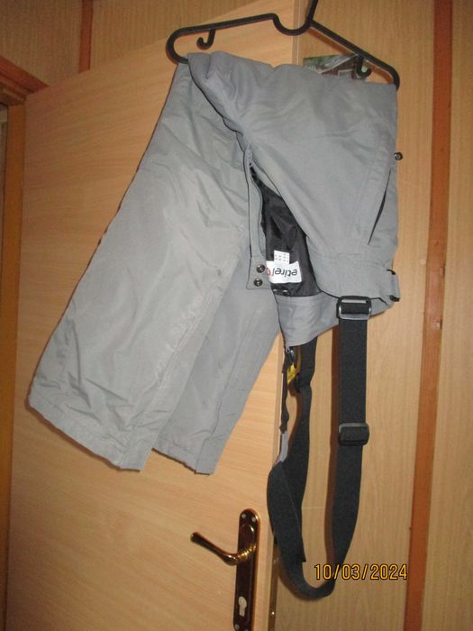 Costume ski ,modele Diverse , preturi accesibile,  negociabil