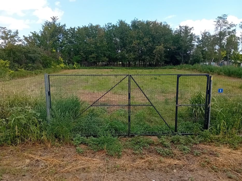 Teren intravilan 1649 m²