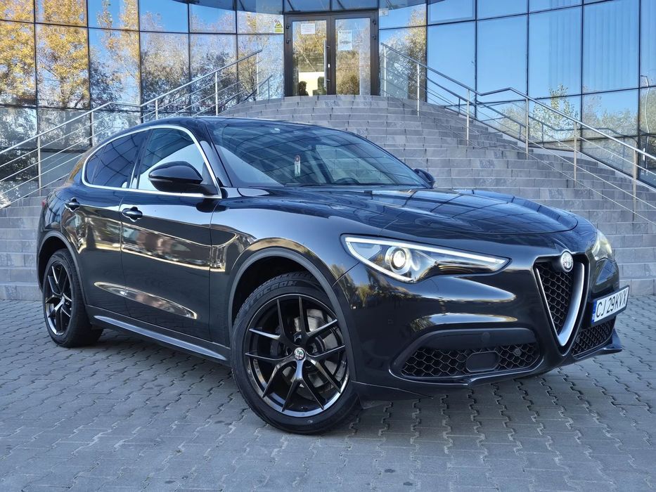 Alfa Romeo Stelvio Alfa Romeo Stelvio 2.0 benzina Q4 280 CP