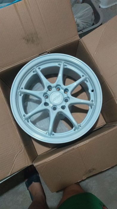 R15 sport diska 4/100