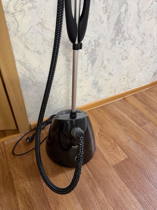 Продам отпариватель Tefal недорого