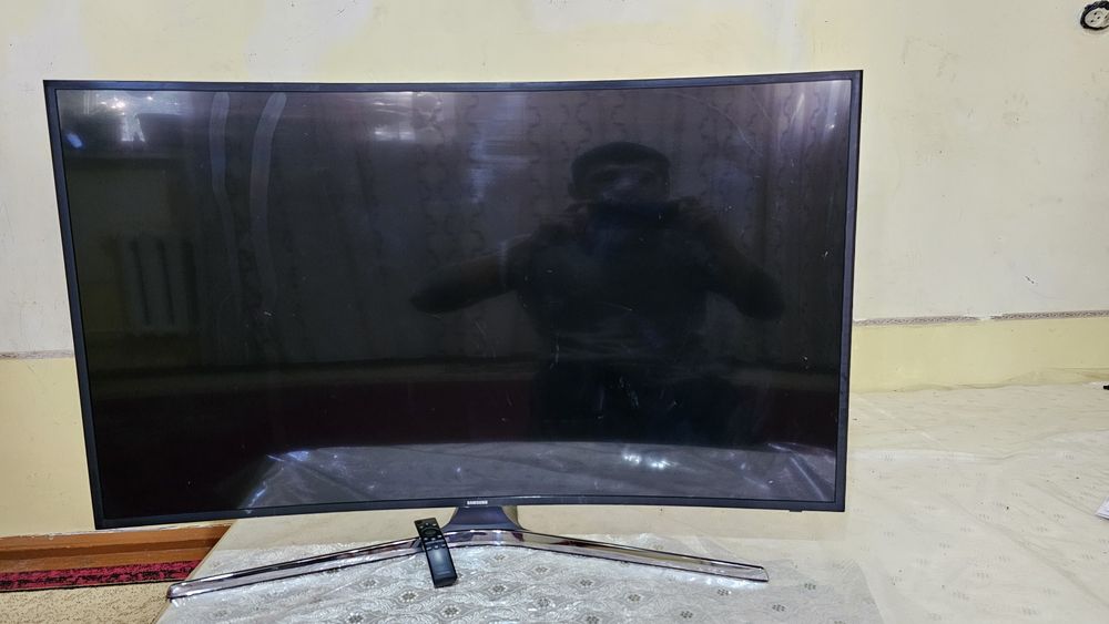 Samsung телевизор UE 49MU 6300U UHD 4K