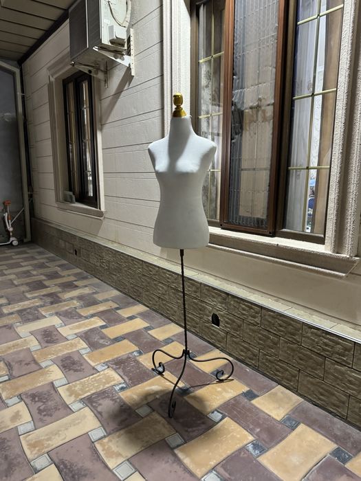 manikenlar sotiladi 10ta bor