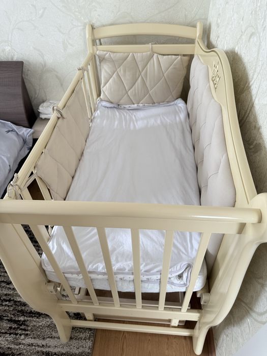 Кровать для новорожденных