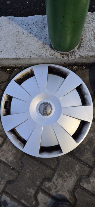 Capace roti Audi originale R16
