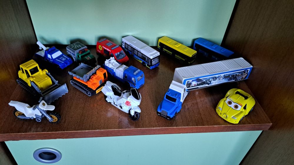 Коллекция машинок