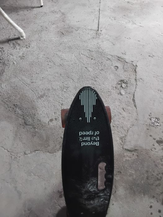 Скейт борт чёрный