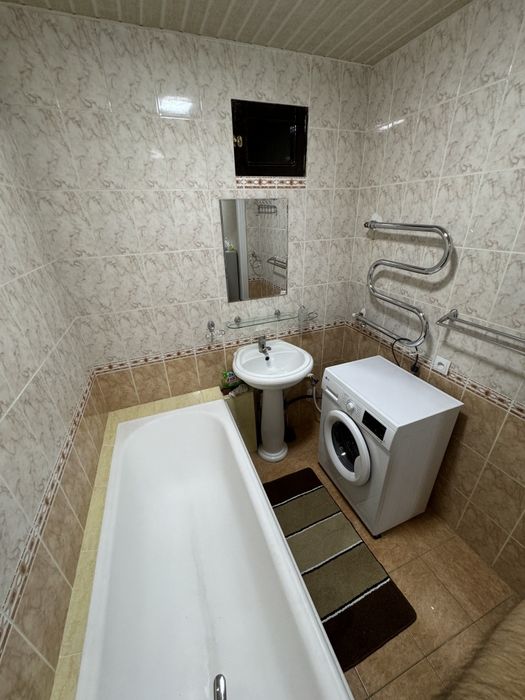 Сдаётся 3-х ком. Яккасарайский район. Метро Космонавтов. МВД, Интерпол