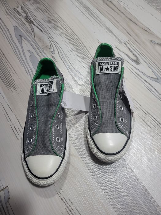 Vând Încălțăminte Sport