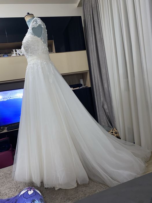 Vand rochie de mireasa