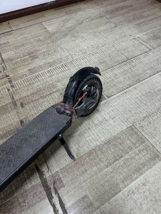 Продаю электросамокат