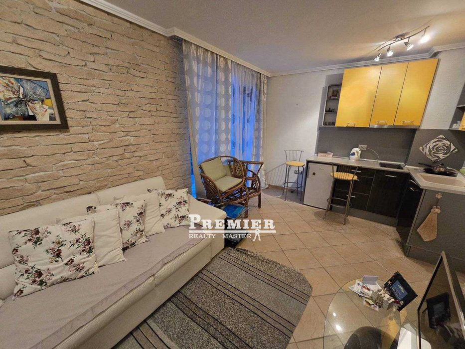 Продава се Двустаен апартамент в Бургас, Сарафово - 45 кв.м за 1534 €/кв.м - Снимка #1