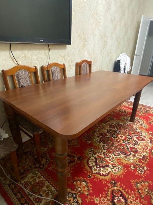 Продам гостевой стол