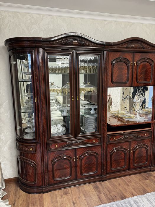 Горка для гостиной