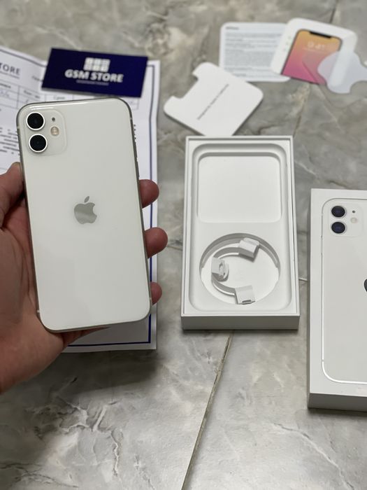 Продам Iphone 11
