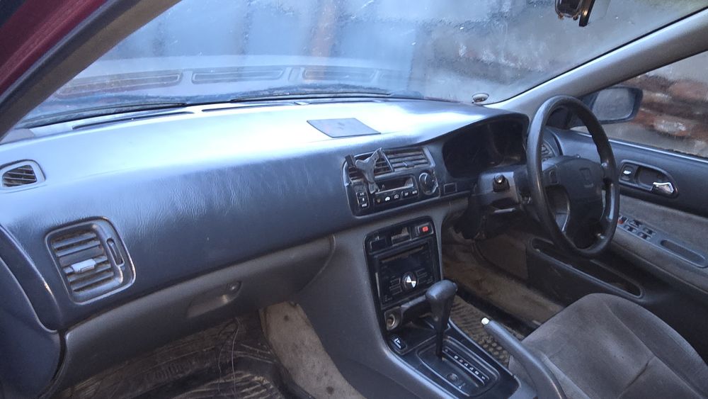 Продам хонду аккорд универсал