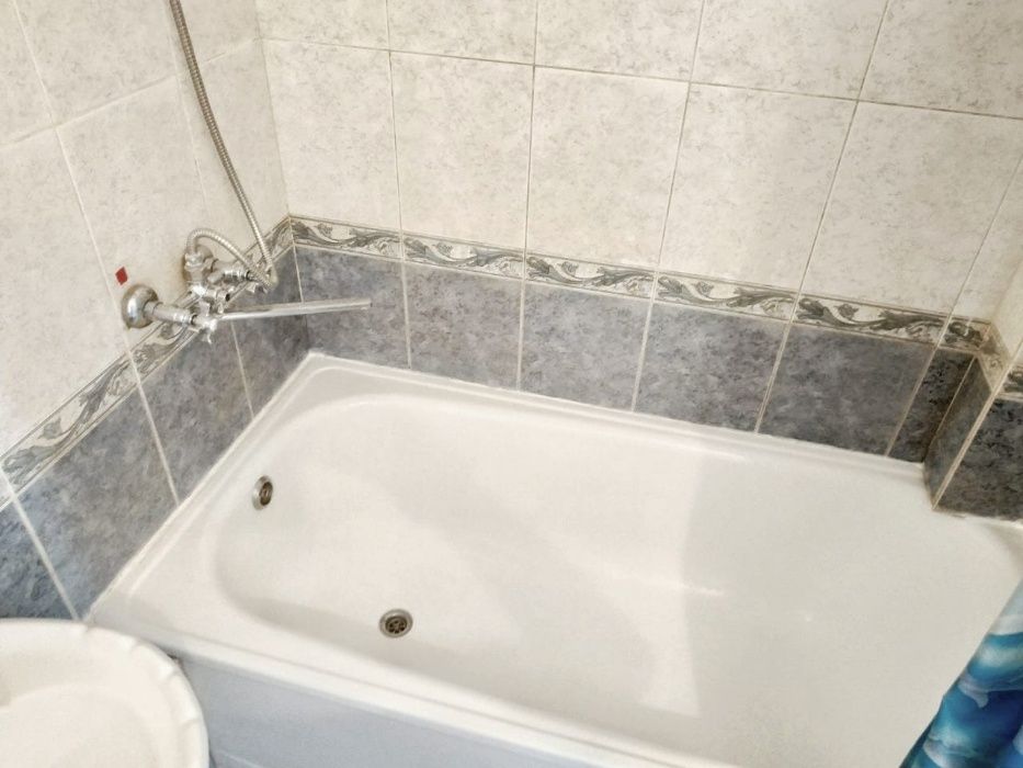 Аренда квартиры, посуточно. 2-комнатная квартира 2-й мкр 40-й дом.