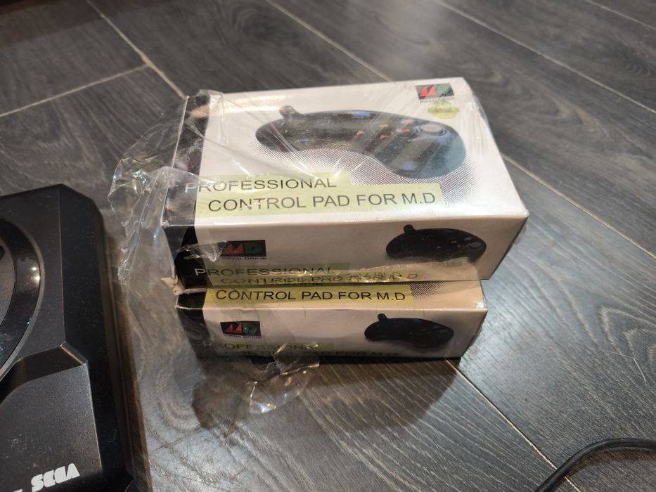 Sega mega drive 1 оригинална+33 игри